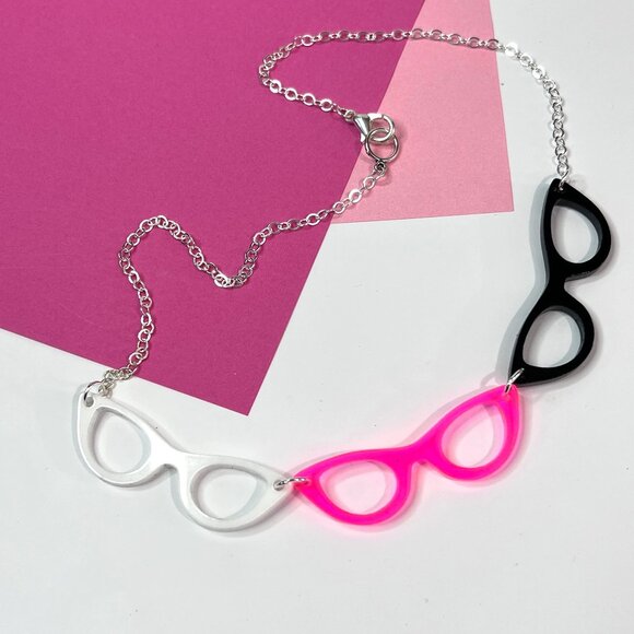 Cateye Glasses Necklace - Picture 1 of 4